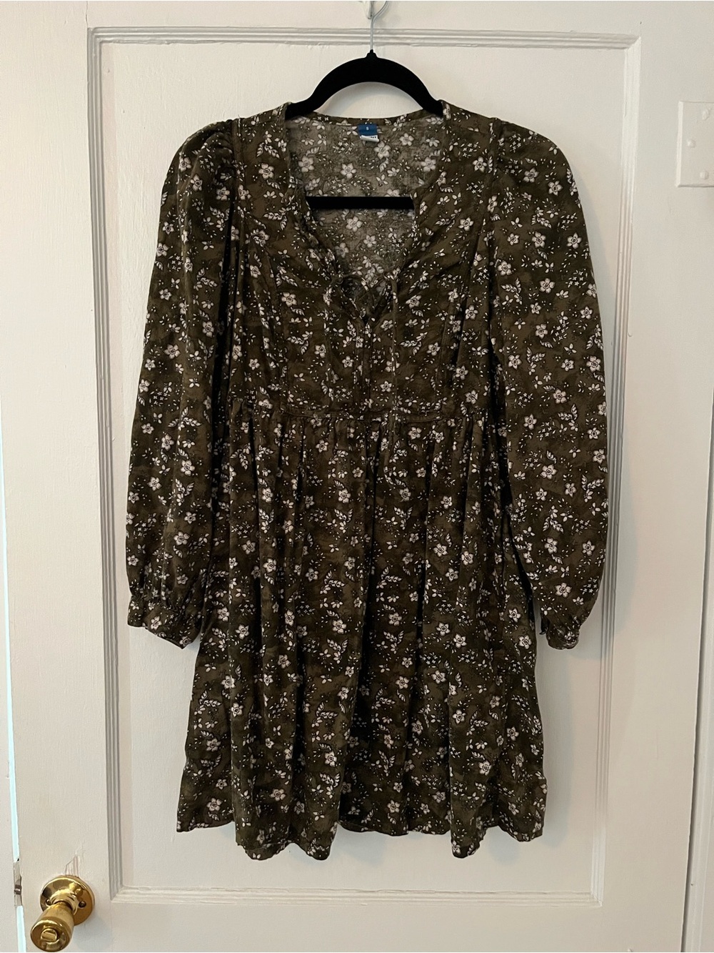 Olive Green Floral Long-Sleeve Dress